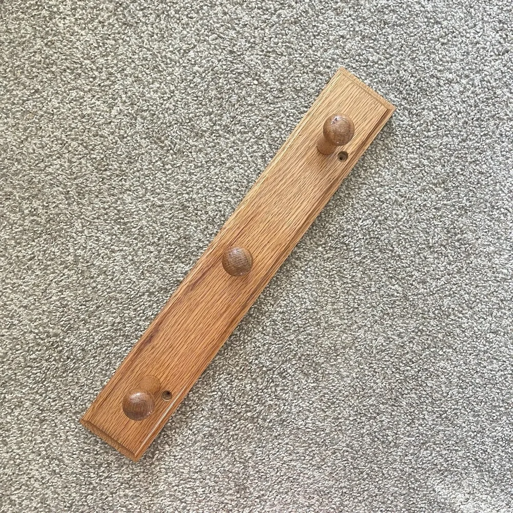 Vtg Wood Wall Entry 3 Pegs Hooks 13